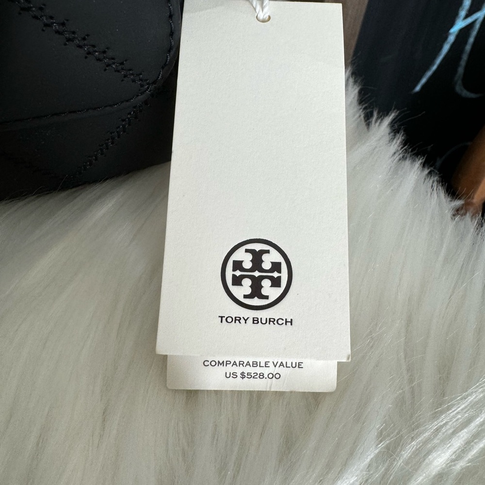 NWT Tory Burch Willa Matte Black Flap Shoulder Bag - Picture 3 of 10